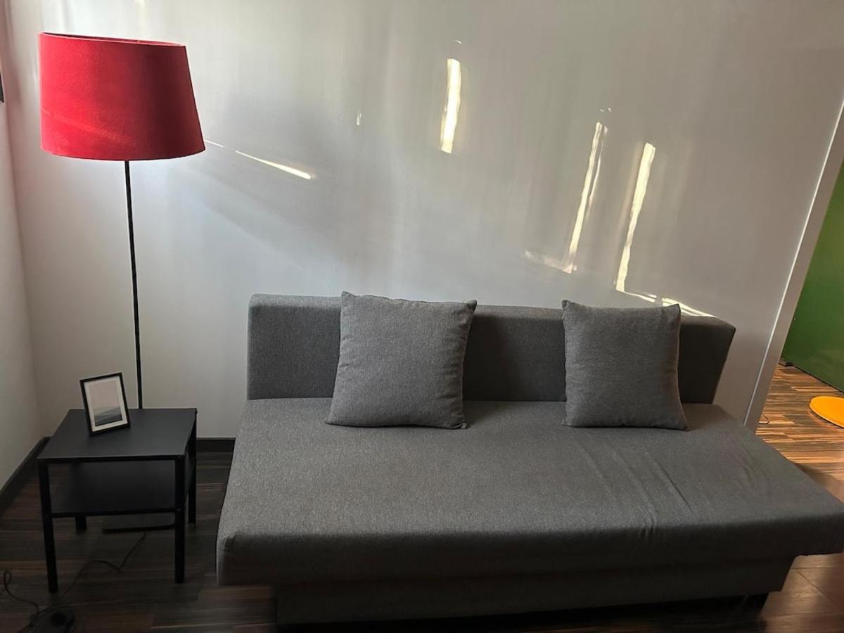 Lovely Apartment Navigli Milan Bagian luar foto